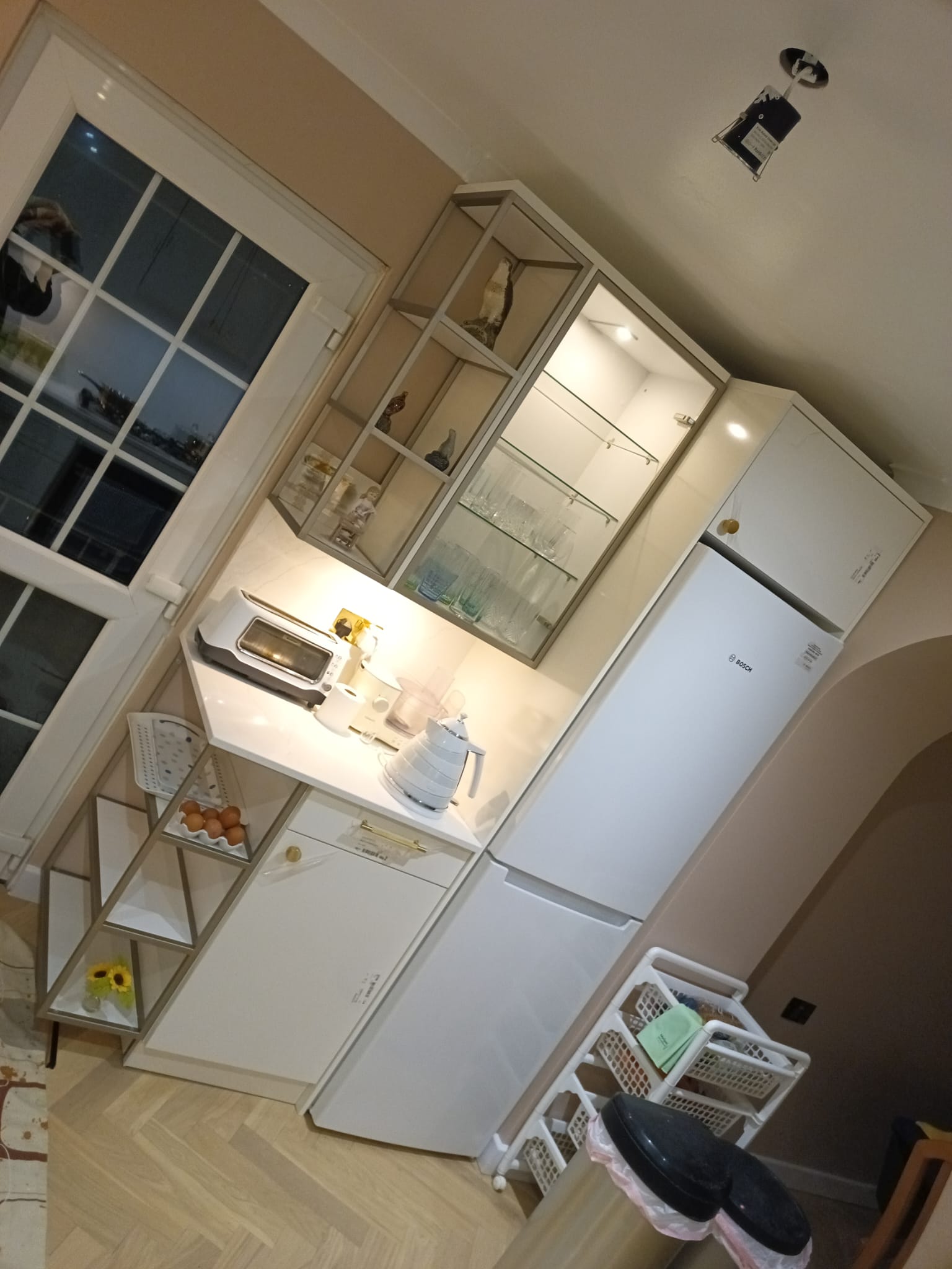 Kitchen Glass Shelving